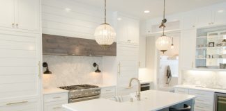 white kitchen room set
